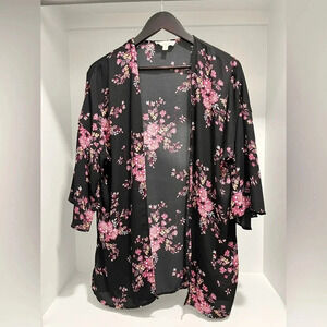 Pink Republic Black and Pink Floral Kimono Size medium